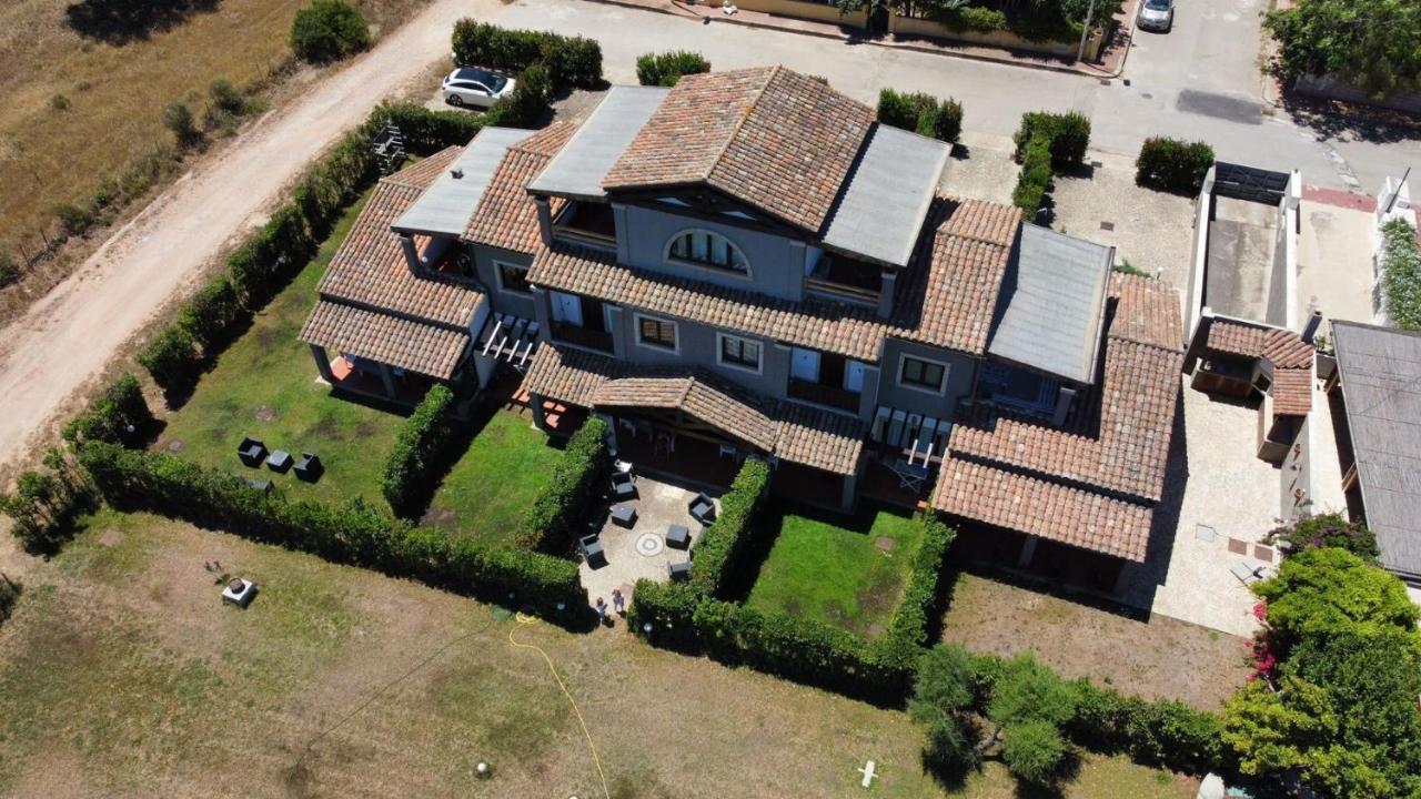 Villa Raffaello Порто Сан Паоло Екстериор снимка
